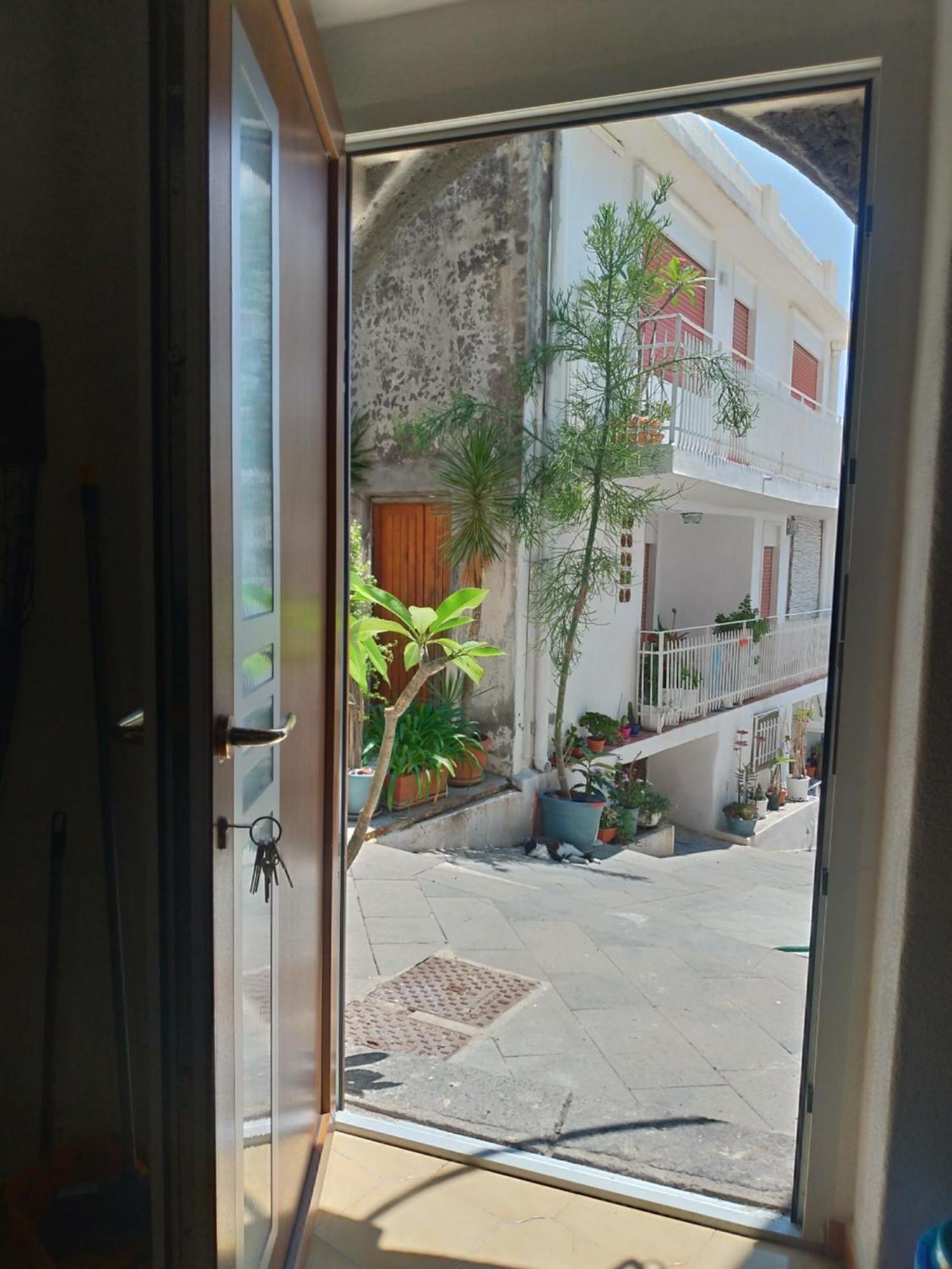 Perla Spiaggia Leni Exteriér fotografie