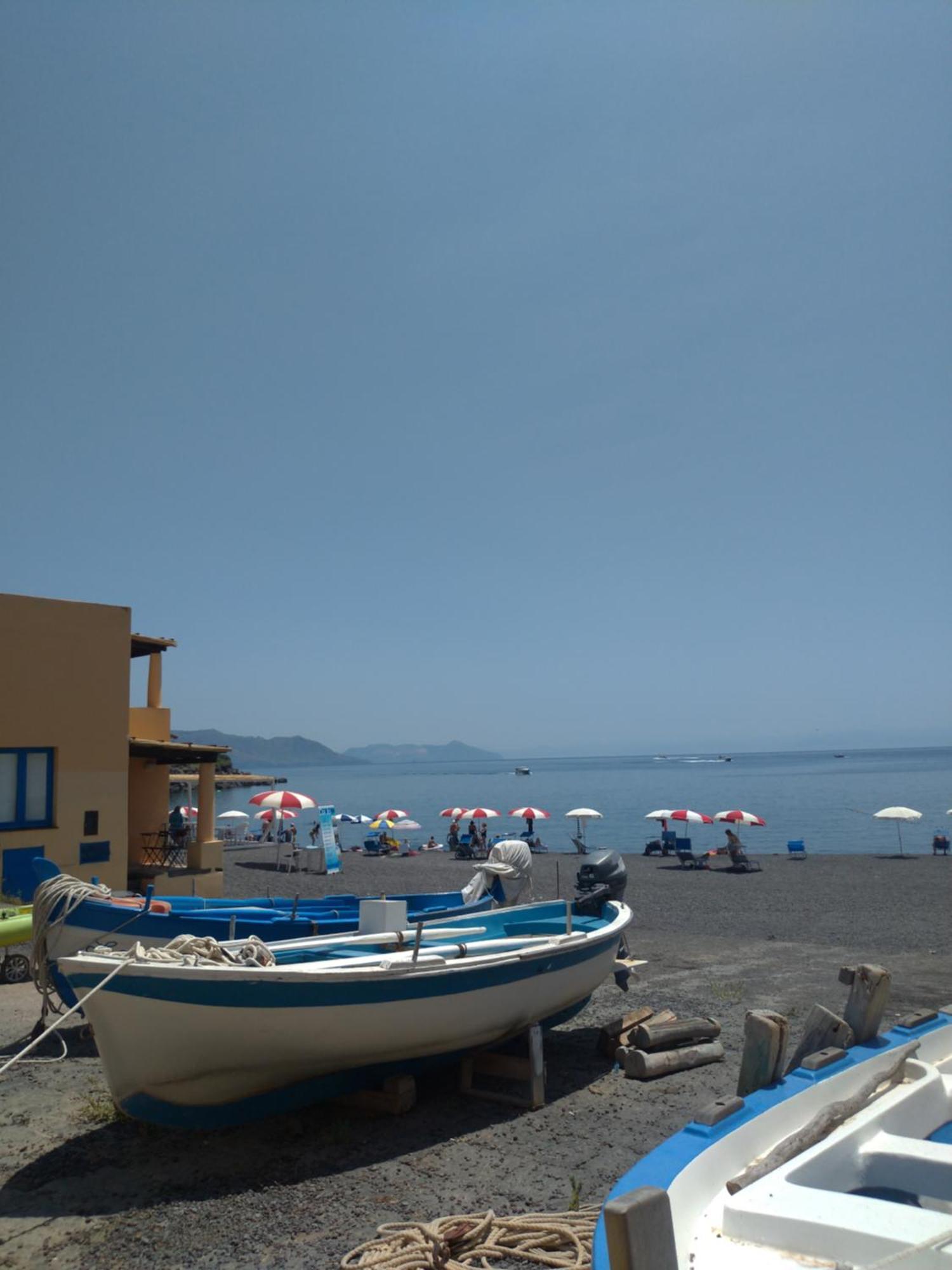 Perla Spiaggia Leni Exteriér fotografie
